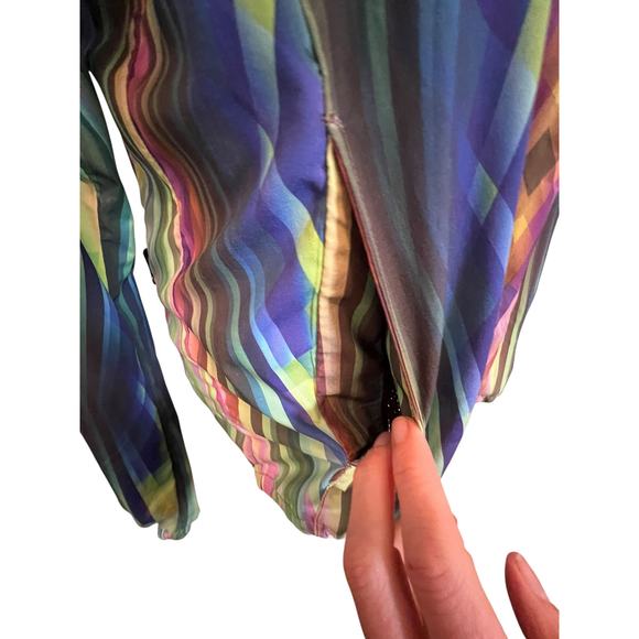 ASICS RAINBOW LIGHTWEIGHT RUNNING WINDBREAKER JACKET - Picture 7 of 14